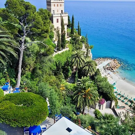 Otel Punta Est
