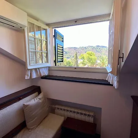 Ξενοδοχείο Punta Est Finale Ligure