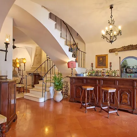 Hotel Punta Est 4*