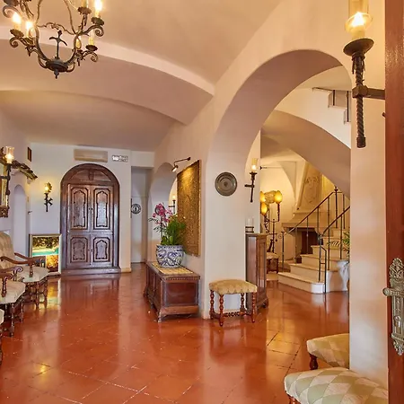 Punta Est 4*