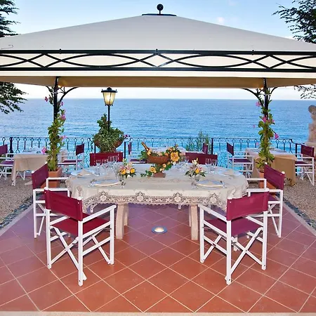 Hotel Punta Est