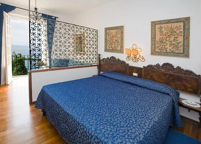 Punta Est 4* Finale Ligure